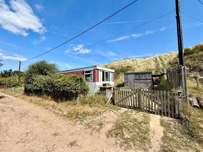 2 Bedroom Property For Sale In The Marrams, Sea Palling, NR12