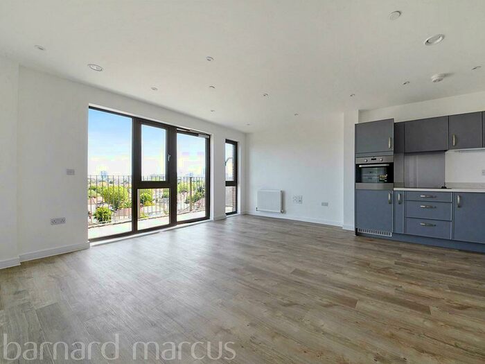 1 Bedroom Apartment To Rent In Purley Way, Croydon, CR0