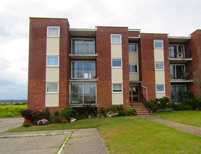 2 Bedroom Flat To Rent In Old Hall Lane, Walton On The Naze, Essex, CO14