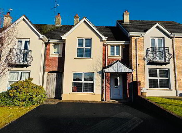 3 Bedroom TownHouse For Sale In Brookview Glen, Londonderry, BT47