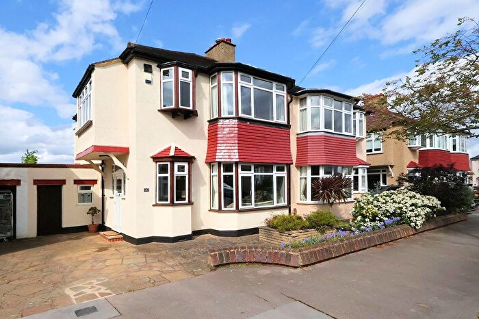 3 Bedroom Semi Detached House For Sale In The Vale, Shirley, CR0