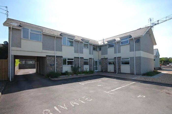 2 Bedroom Flat To Rent In Woodstock Mews, North Road, Cowbridge, CF71