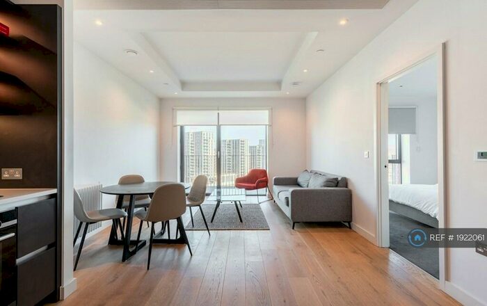 1 Bedroom Flat To Rent In Echo House, London, E14