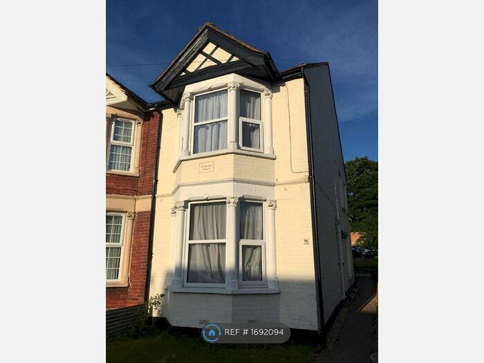 3 Bedroom Semi-Detached House To Rent In Roberts Road, High Wycombe, HP13