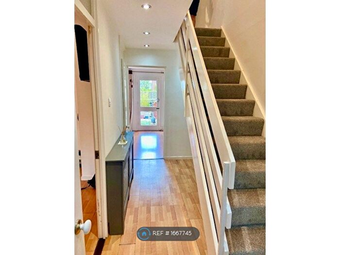 3 Bedroom Terraced House To Rent In Staveley Gardens, London, W4