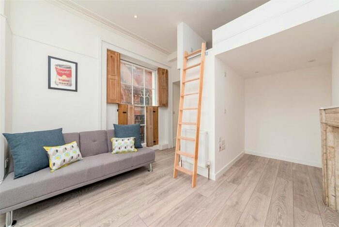 Studio To Rent In St James Street, Brighton, BN2