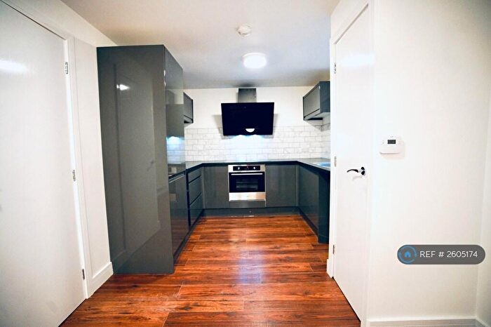 1 Bedroom Flat To Rent In Carr Lane, Hull, HU1