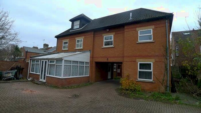 1 Bedroom Flat To Rent In Jubilee Street, Peterborough, Cambridgeshire. PE2