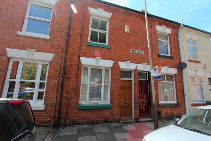 2 Bedroom Terraced House To Rent In West Avenue, Clarendon Park, Leicester, LE2
