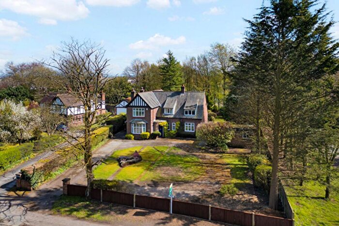 6 Bedroom Detached House For Sale In Chester Road, Hartford, CW8