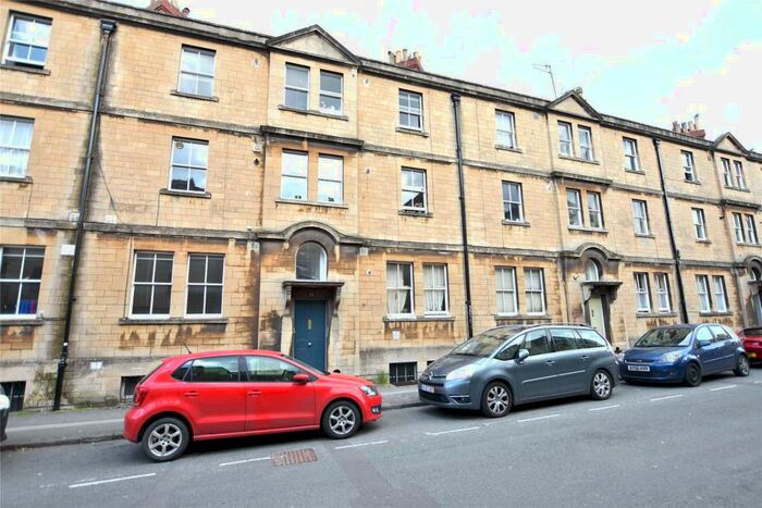 1 Bedroom Apartment To Rent In Grove Street, Bath, Somerset, BA2