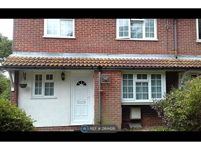 2 Bedroom Terraced House To Rent In Snowdon Close, Eastbourne, BN23