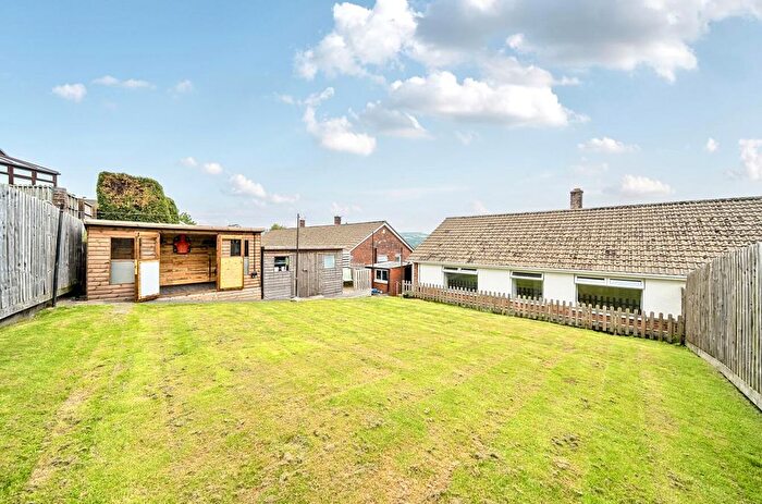 3 Bedroom Semi-detached Bungalow For Sale In Gwysfa Road, Ynystawe, Swansea, SA6