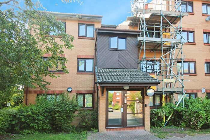 1 Bedroom Flat To Rent In Laymarsh Close, Belvedere, DA17