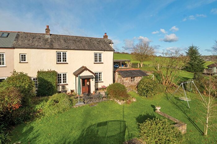 4 Bedroom Cottage For Sale In Deerpark Cottages, Tawstock, Barnstaple, Devon, EX31