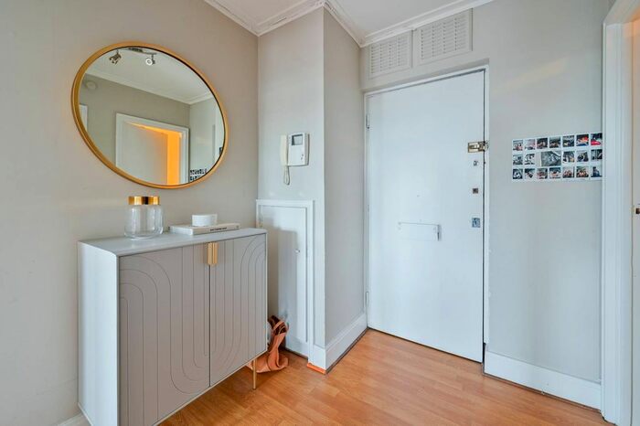 1 Bedroom Flat To Rent In New Cavendish Street, Fitzrovia, London, W1W