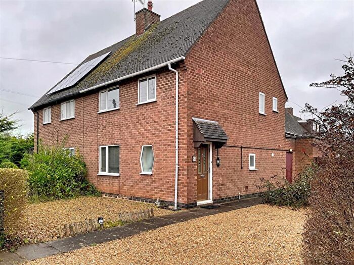 3 Bedroom Semi Detached House To Rent In Dudley Road, Kenilworth, CV8