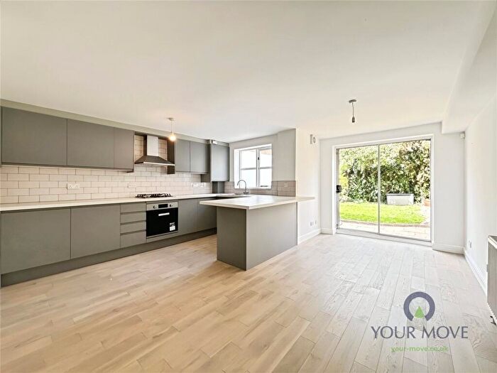 4 Bedroom Terraced House For Sale In Plough Way, London, SE16