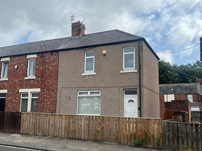 2 Bedroom End Of Terrace House To Rent In Hawthorn Road, Ashington, NE63