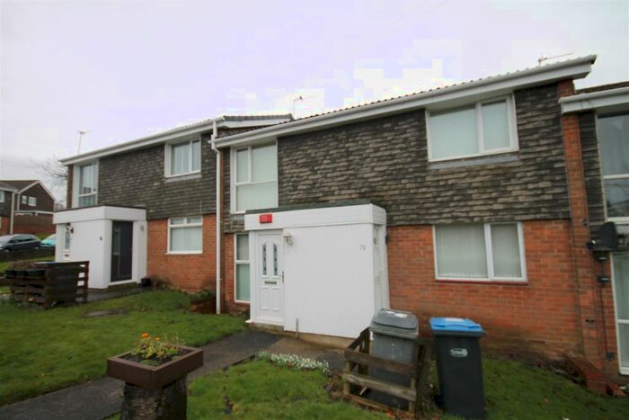 2 Bedroom Apartment To Rent In Prebends Field, Gilesgate, Durham, DH1