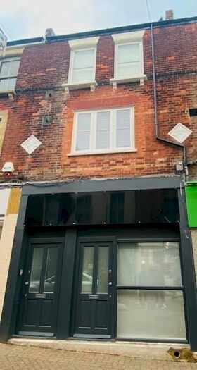 3 Bedroom Maisonette To Rent In High Street, Margate, CT9