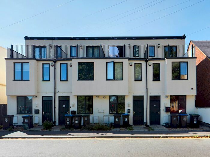 3 Bedroom Terraced House To Rent In Cotterells, Hemel Hempstead, HP1