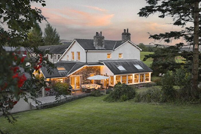 5 Bedroom Detached House For Sale In Ladyford Farm House, Gilthwaiterigg Lane, Kendal, LA9