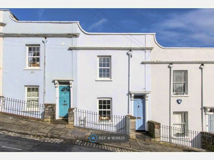 4 Bedroom End Of Terrace House To Rent In Sutherland Place, Bristol, BS8