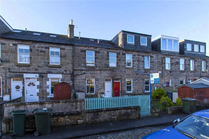2 Bedroom Flat To Rent In Thornville Terrace, Leith, Edinburgh, EH6