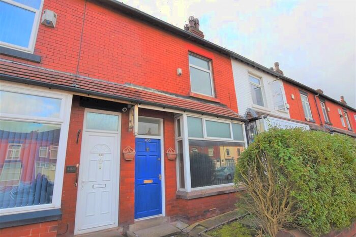 2 Bedroom Terraced House To Rent In Wigan Road, Bolton, BL3