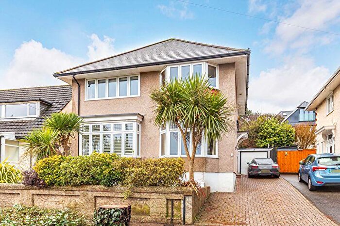 4 Bedroom Detached House For Sale In Harewood Avenue, Bournemouth, BH7