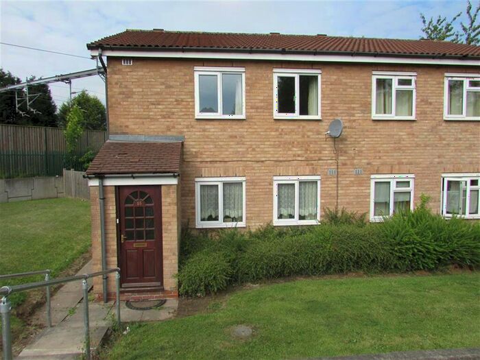 1 Bedroom Maisonette To Rent In Chaucer Close, Tamworth, Staffordshire, B79