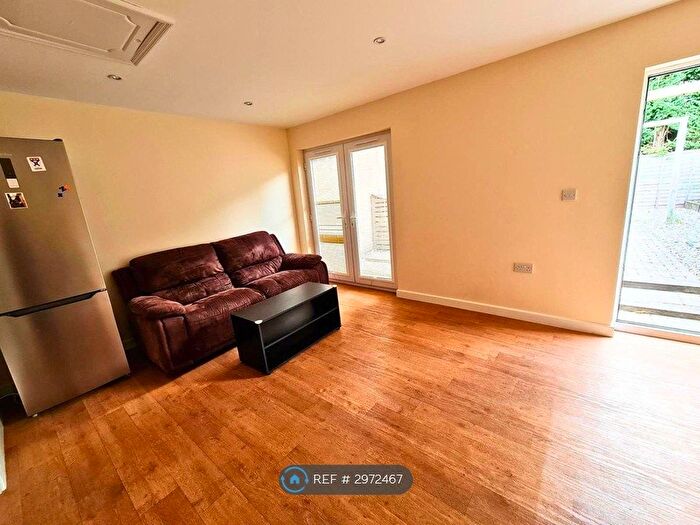 Studio To Rent In Saint Ives, Saint Ives, PE27