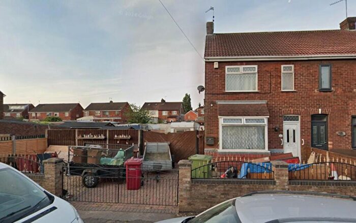 3 Bedroom Semi Detached House For Sale In Neville Road, Scunthorpe, DN16