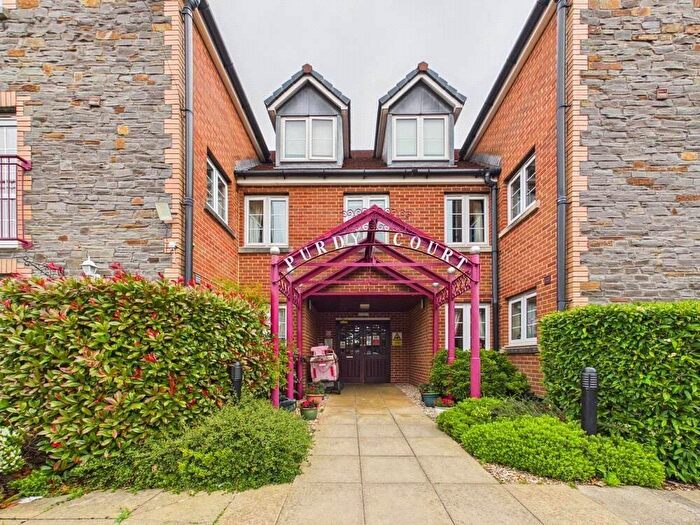 1 Bedroom Apartment For Sale In New Station Road, Bristol, BS16