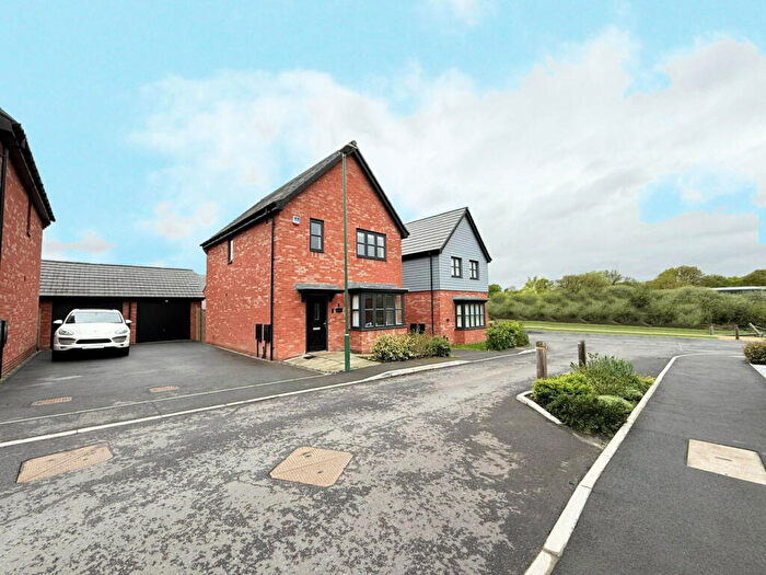 3 Bedroom Detached House For Sale In Whittle Road, Blythe Valley, B90