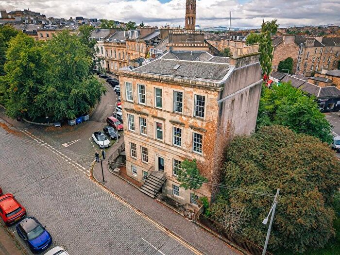 2 Bedroom Apartment For Sale In Lynedoch Street, Glasgow, G3