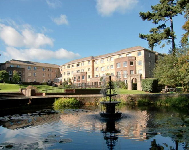 1 Bedroom Apartment For Sale In Bower House, Manorside Close, Wirral, CH49