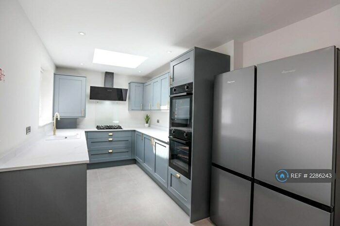 6 Bedroom Terraced House To Rent In Saxony Road, Liverpool, L7