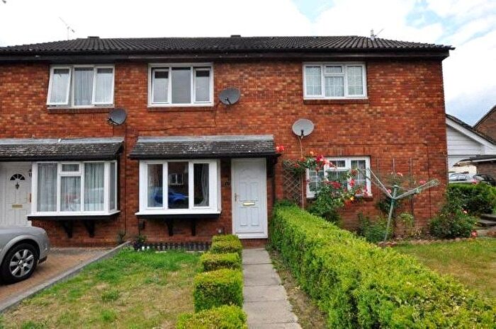 2 Bedroom End Terrace House For Sale In Wooburn Close, Uxbridge, UB8