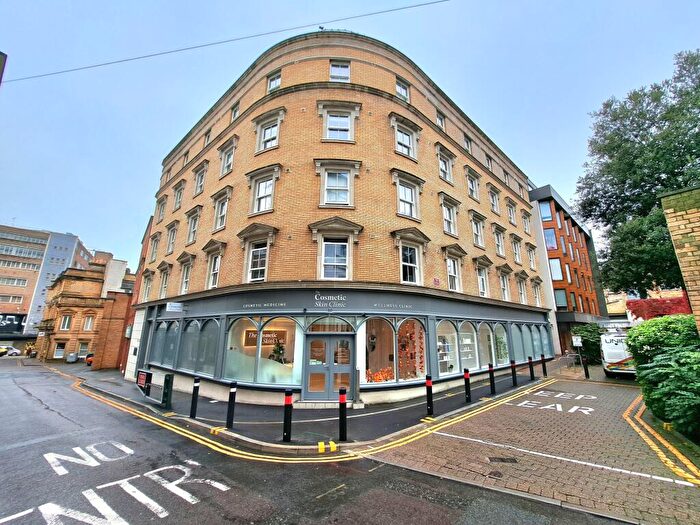 Studio To Rent In Albert Road, Bournemouth, Dorset, BH1