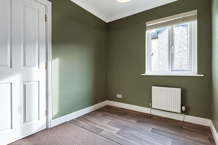 2 Bedroom Apartment To Rent In Wasdale Close, Kendal, Cumbria, LA9