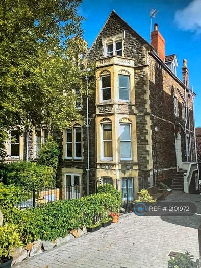 2 Bedroom Flat To Rent In Durdham Park, Bristol, BS6