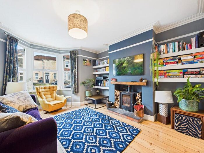 3 Bedroom House For Sale In Hayward Road, Bristol, BS5