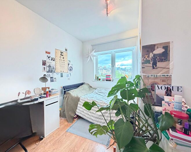 4 Bedroom Flat To Rent In Criterion Mews, London, N19