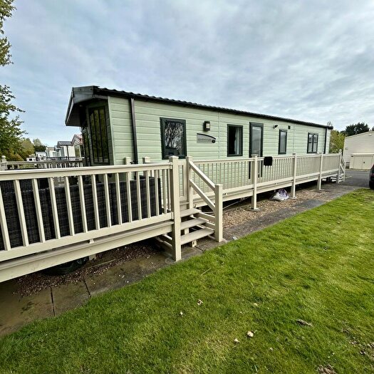 2 Bedroom Park Home For Sale In Southview Leisure Park, Burgh Road, Skegness, PE25