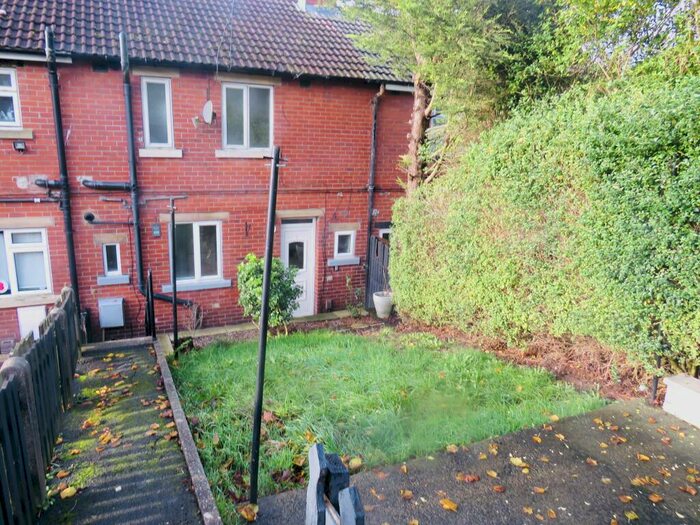 2 Bedroom House To Rent In Malton Street, Halifax, HX3