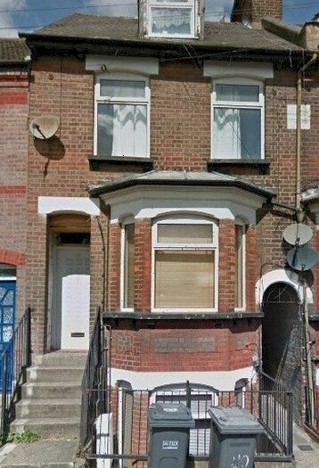 1 Bedroom Flat To Rent In Buxton Road, Luton, LU1