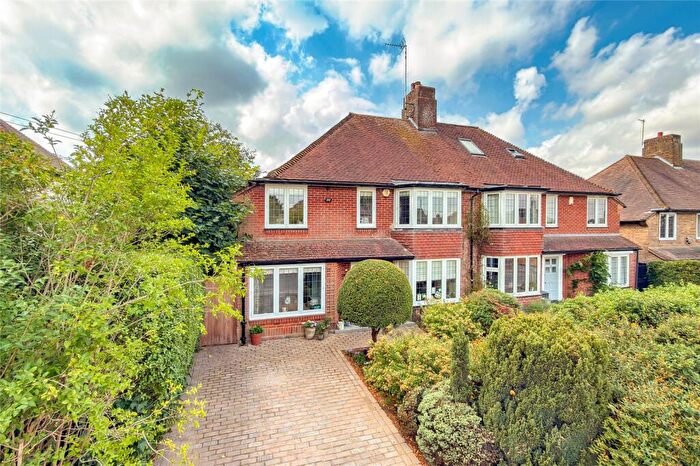 4 Bedroom Semi-Detached House For Sale In Townsend Drive, St. Albans, Hertfordshire, AL3