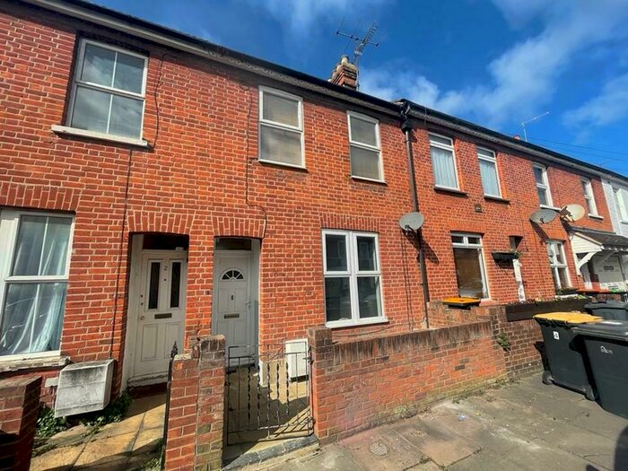 2 Bedroom Terraced House To Rent In Palmerston Street, Bedford, MK41